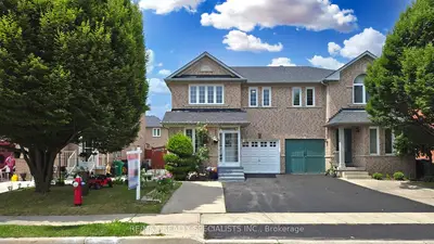 Semi-Detached in Brampton
