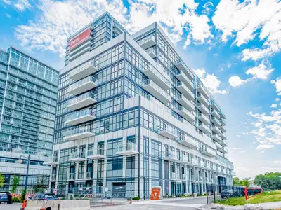 251 Manitoba Street 824, Toronto W06, On M8y 0c7
