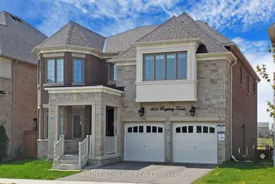 Detached in Milton