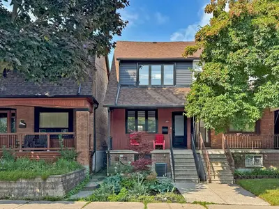 20 Sellers Avenue Bsmt, Toronto W03, On M6e 3t5