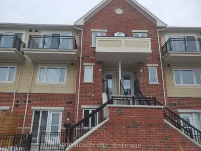 Condo Townhouse in Brampton