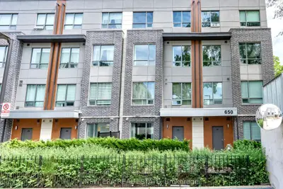 650 Atwater Avenue 19, Mississauga, On L5e 3k2
