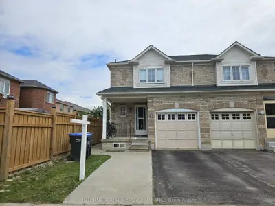 Semi-Detached in Mississauga