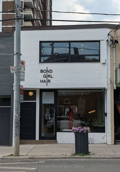 1650 Queen Street W, Toronto W01, On M6r 1b2