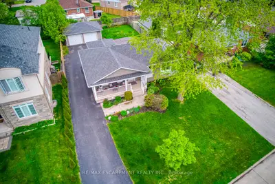 443 Pineland Avenue, Oakville, On L6k 1z6