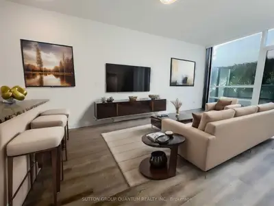 2240 Lake Shore Boulevard W 309, Toronto W06, On M8v 0b1