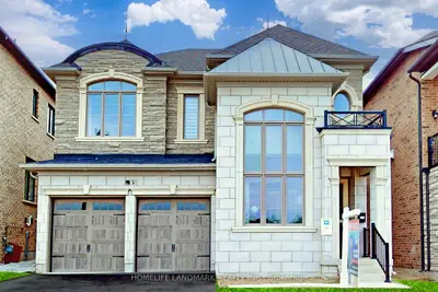 Detached in Oakville
