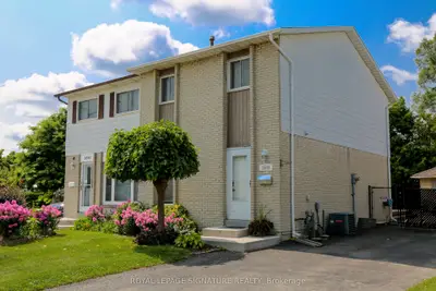 1039 Blairholm Avenue, Mississauga, On L5c 1g5
