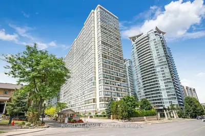 55 Elm Drive 113, Mississauga, On L5b 3z3