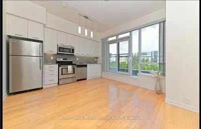 365 Prince Of Wales Drive 310, Mississauga, On L5b 0g6