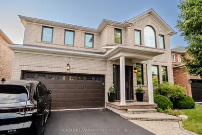 2236 Glazebrook Circle N, Oakville, On L6m 5b5