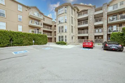 1460 Bishops Gate 210, Oakville, On L6m 4n5