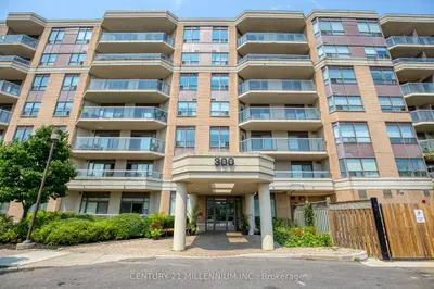 Condo Apartment in Brampton