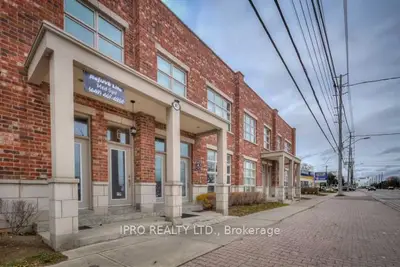 885 Lakeshore Road E 8, Mississauga, On L5e 1e2