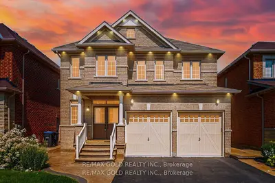 Detached in Brampton