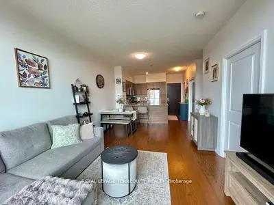 65 Speers Road 323, Oakville, On L6k 0j1