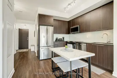 10 Park Lawn Road 1708, Toronto W06, On M8y 3h8