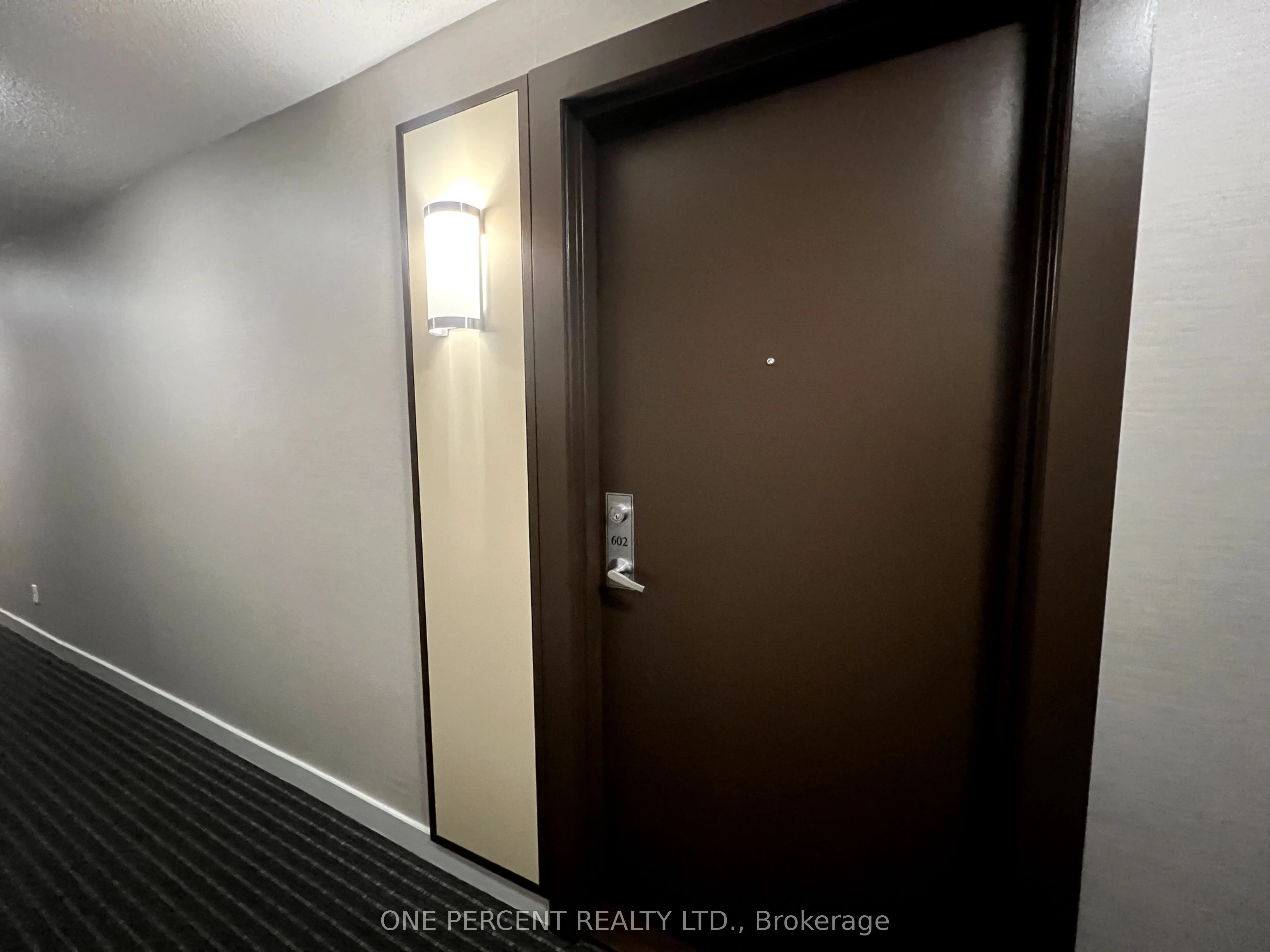 155 Legion Road N 602, Toronto W06, On M8y 0a7