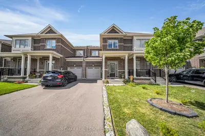 Att/Row/Townhouse in Brampton