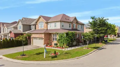 Detached in Milton