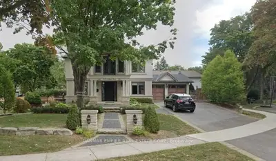 2171 Hillfield Court, Mississauga, On L5b 1y2
