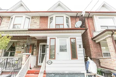 140 Essex Street Lower, Toronto W02, On M6g 1t5