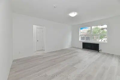 1764 Eglinton Avenue 1, Toronto W04, On M6e 2h6