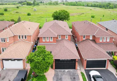 Detached in Mississauga