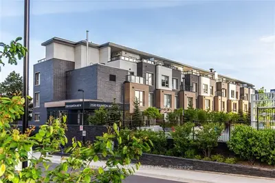Condo Townhouse in Mississauga