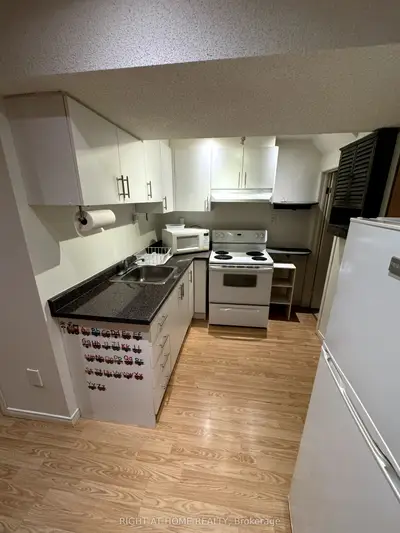 Lower Level in Mississauga
