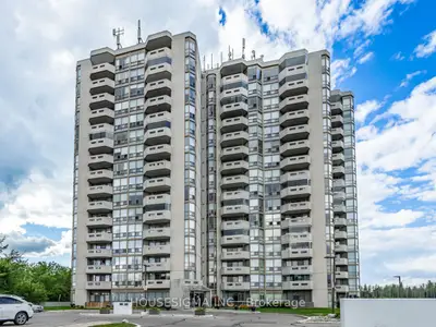 Condo Apartment in Halton Hills
