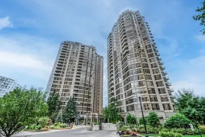 Condo Apartment in Mississauga