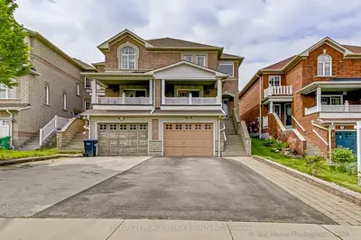 Semi-Detached in Mississauga