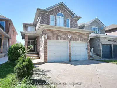 Detached in Brampton