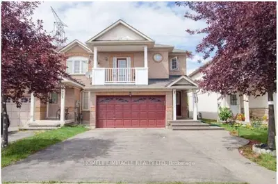 7419 Magistrate Terrace, Mississauga, On L5w 1k9