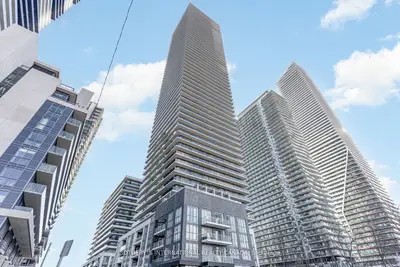 70 Annie Craig Drive N 5102, Toronto W06, On M8v 0g2