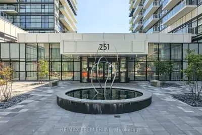 Condo Townhouse in Toronto