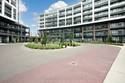 60 George Butchart Drive N 121, Toronto W05, On M3k 0e1