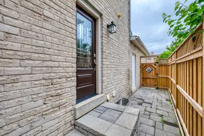 259 Martindale Avenue Bsmt, Oakville, On L6h 4h8