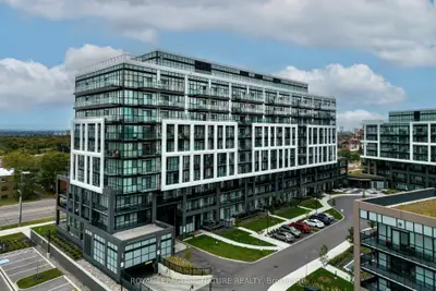 50 George Butchart Drive 525, Toronto W05, On M3k 0c9