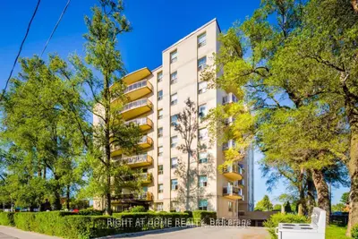 2961 Dufferin Street 408, Toronto W04, On M6b 3t2