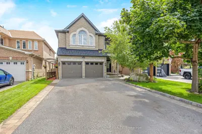 Detached in Halton Hills