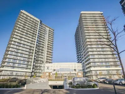 Condo Apartment in Mississauga