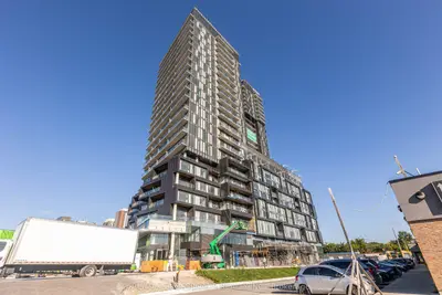 Condo Apartment in Toronto