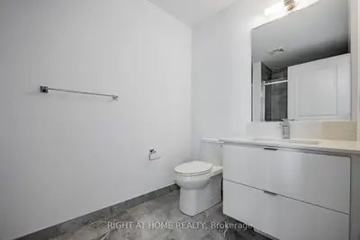 30 Elm Drive W 1103, Mississauga, On L5b 0n6