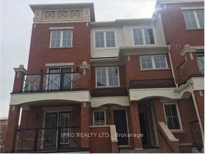 Condo Townhouse in Oakville