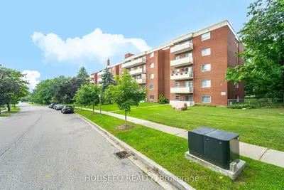 1275 Silver Spear Road 201, Mississauga, On L4y 2w7