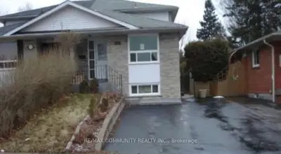 Semi-Detached in Mississauga
