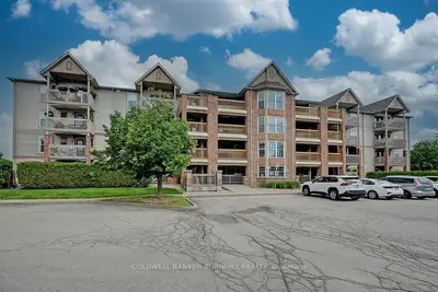 Condo Apartment in Burlington