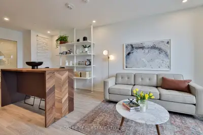 3100 Keele Street 326, Toronto W05, On M3m 2g4